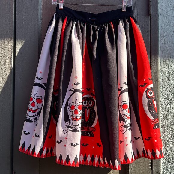 Halloween skirt – vintage Halloween images of owls, cats, skulls, bats & moons! - Picture 3 of 7